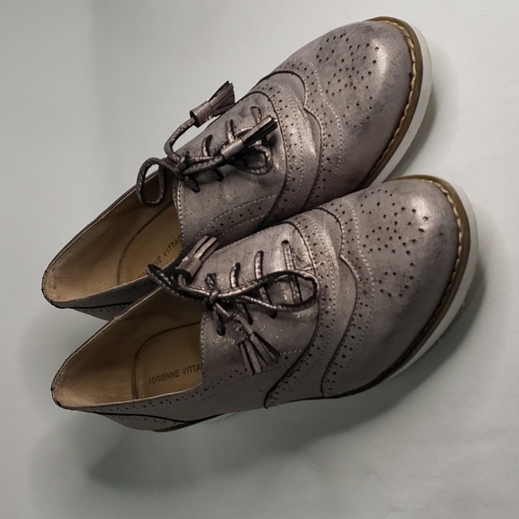 ADRIENNE VITTADINI Oxford Platform Lace Up Metallic - Picture 8 of 8